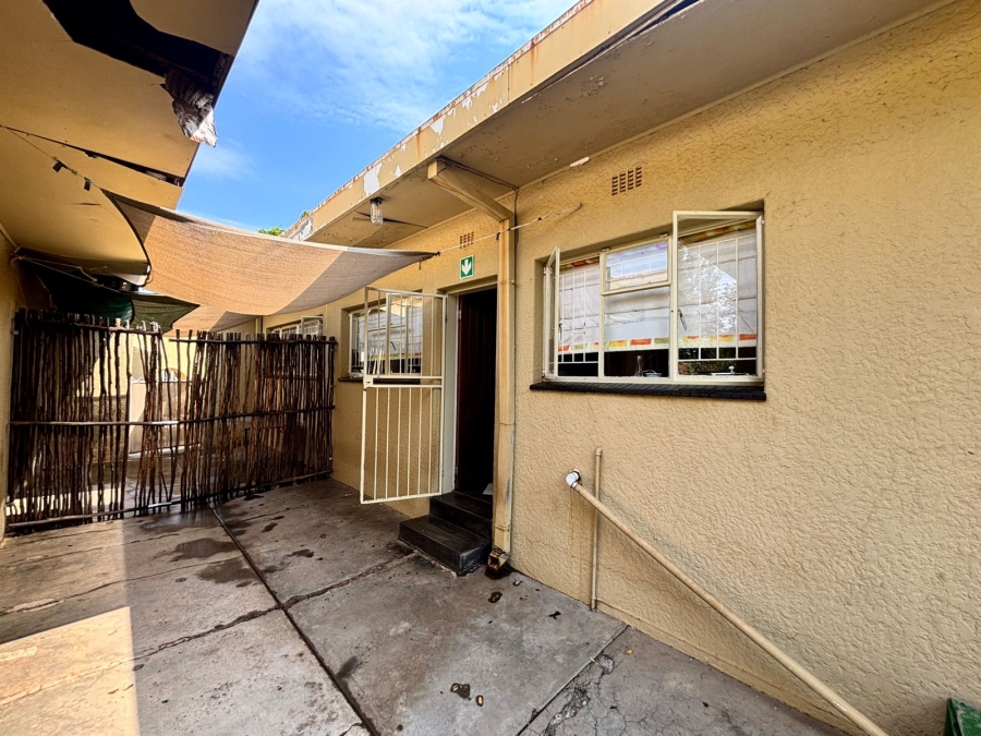 4 Bedroom Property for Sale in Flamwood North West